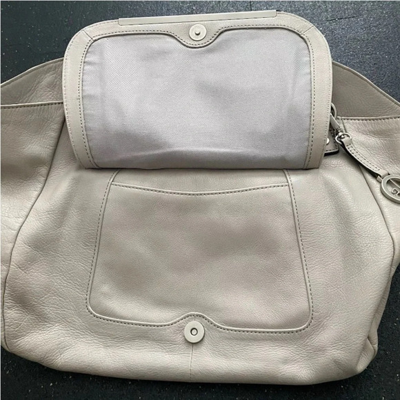 Audrey Brooke Large Bone Beige Leather Tote Handbag Nice Condition - Picture 11 of 12